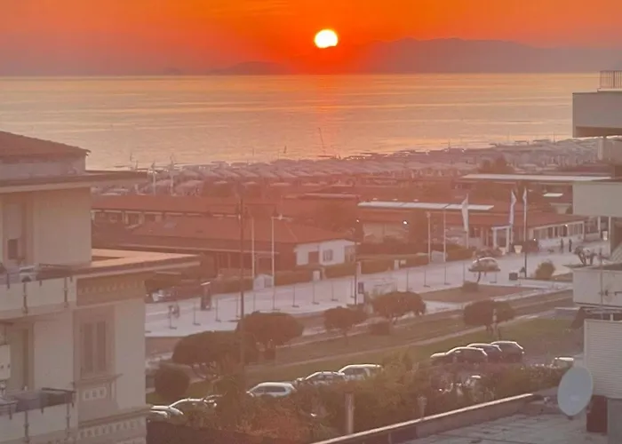 ゲストハウス Versilia Mare 1923 3*